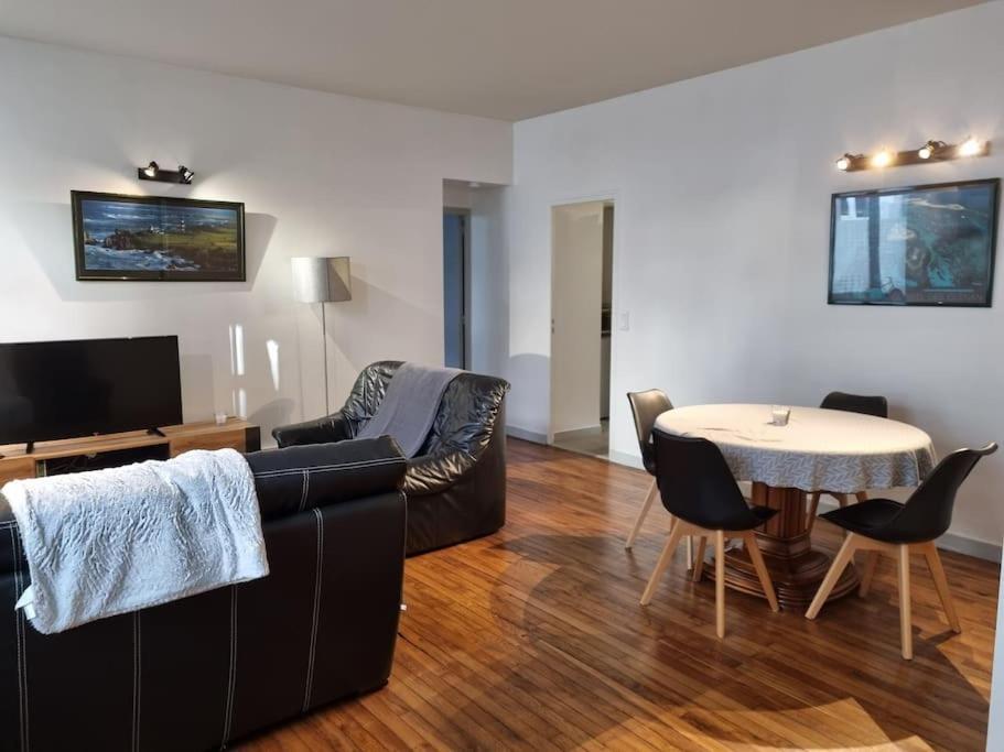 Grand Appartement Pres De La Cathedrale De Quimper Eksteriør billede